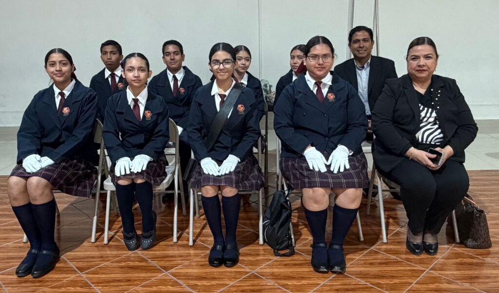 Concurso estatal de escoltas de bandera - Monclova