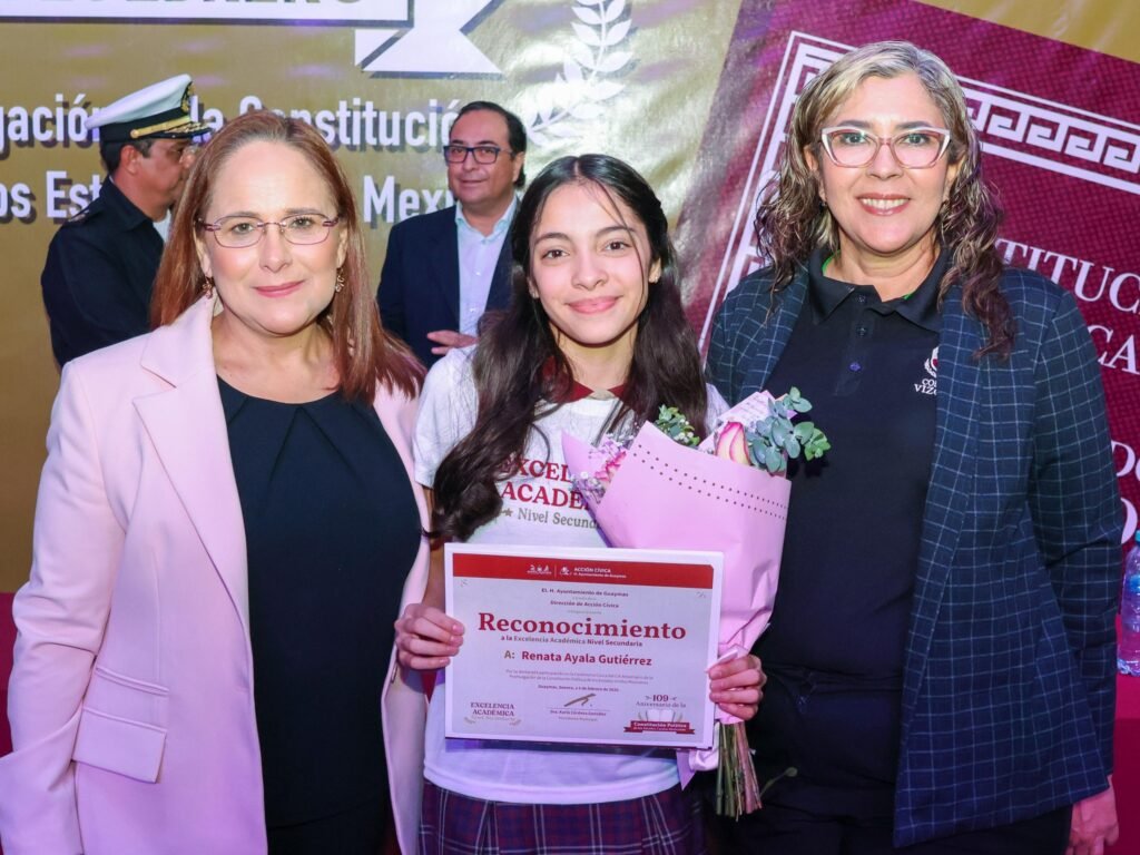 Excelencia Académica Renata Ayala - Guaymas