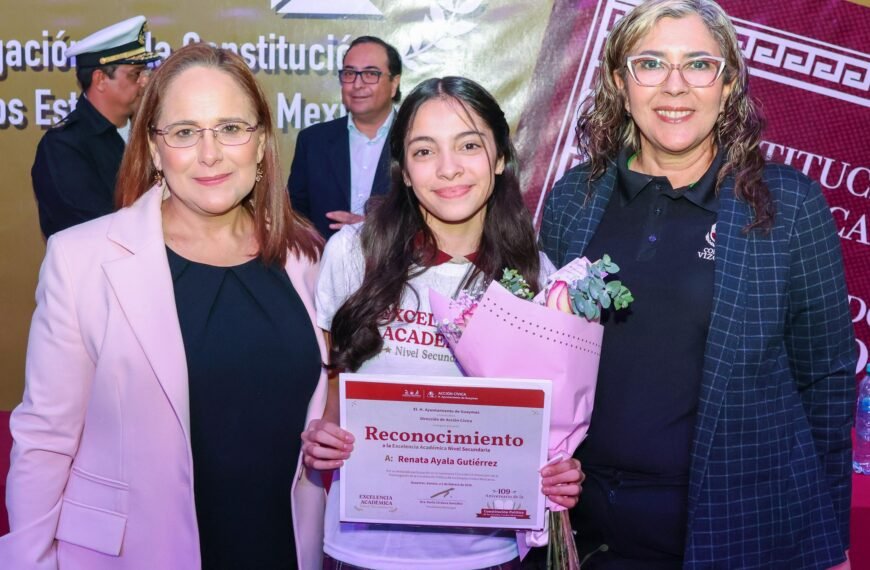 Excelencia Académica Renata Ayala - Guaymas